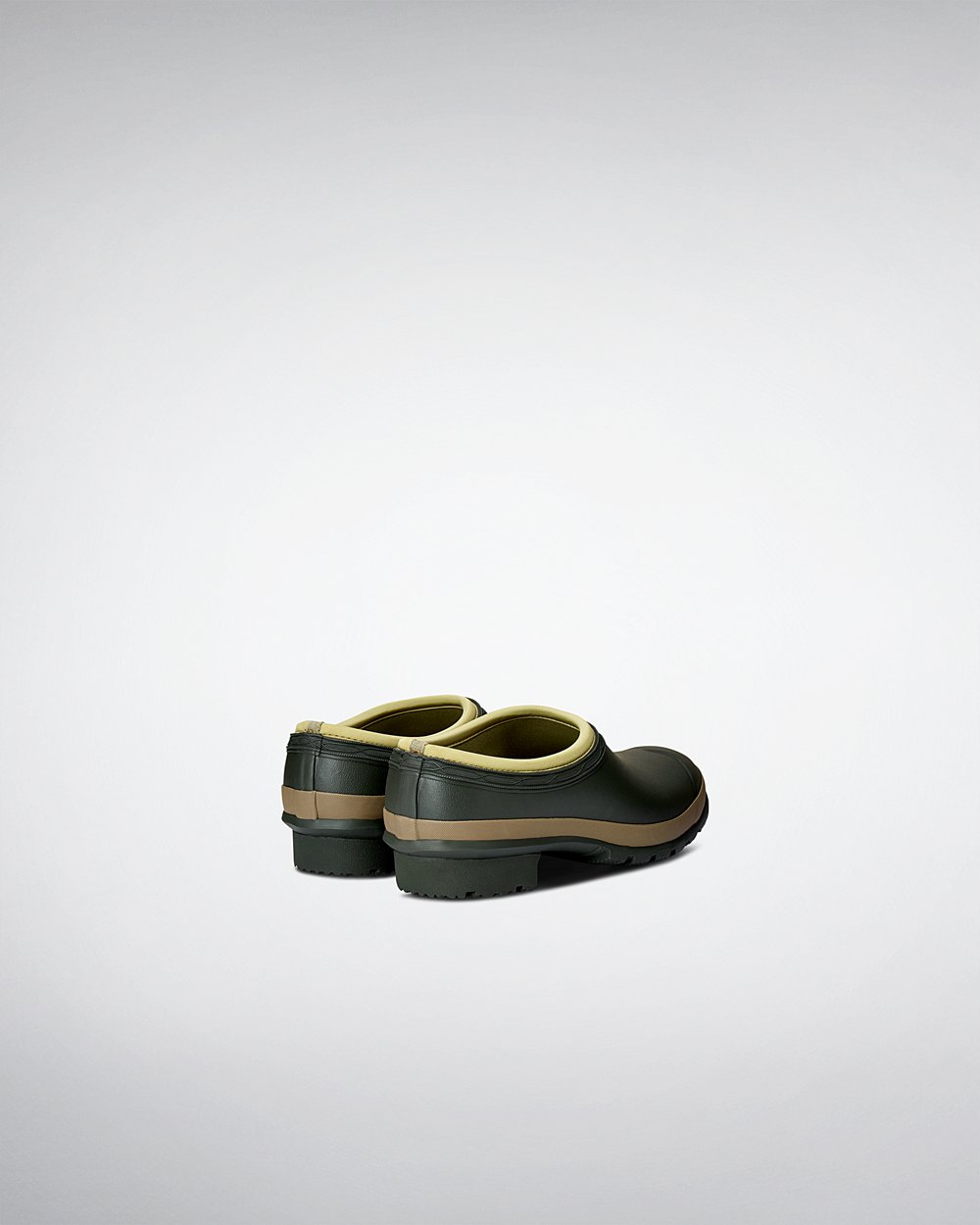 Mens Clogs - Hunter Gardener (65KGMDEWV) - Dark Olive